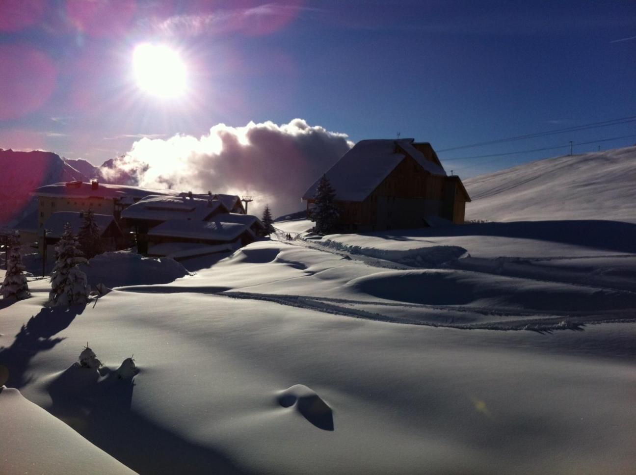 Hotel Le Dome Alpe d'Huez Εξωτερικό φωτογραφία